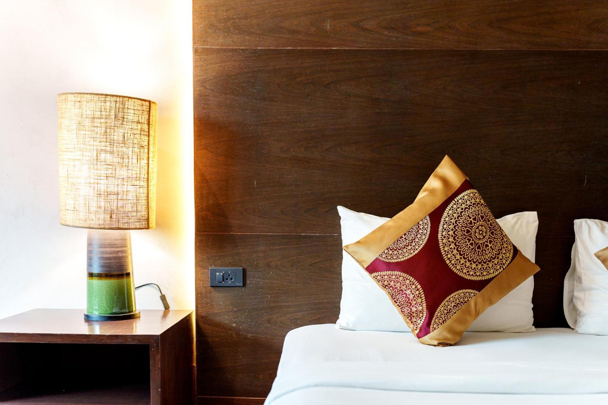 Villa Navin Beach Residence Jomtien Beach Esterno foto