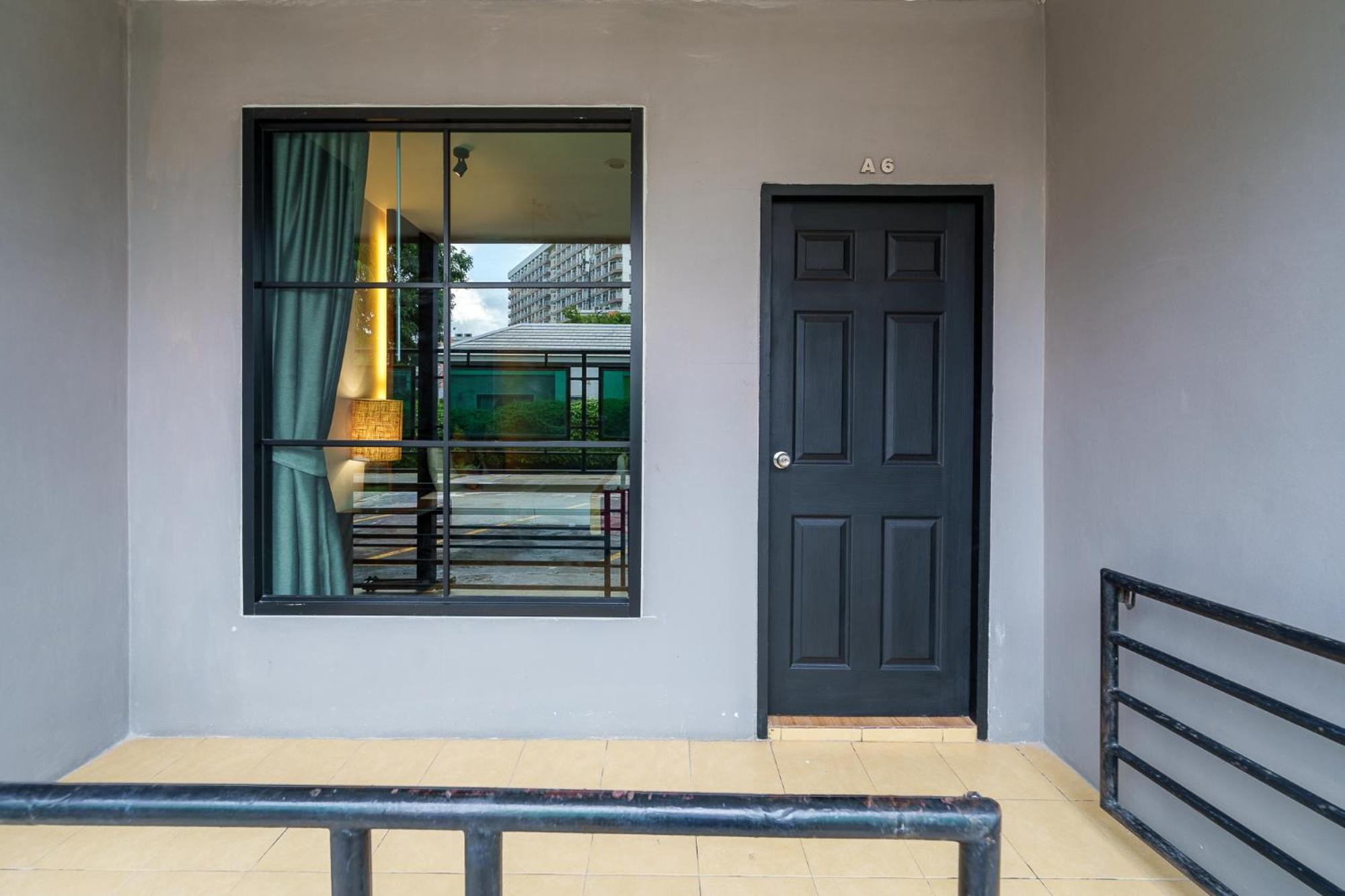 Villa Navin Beach Residence Jomtien Beach Esterno foto