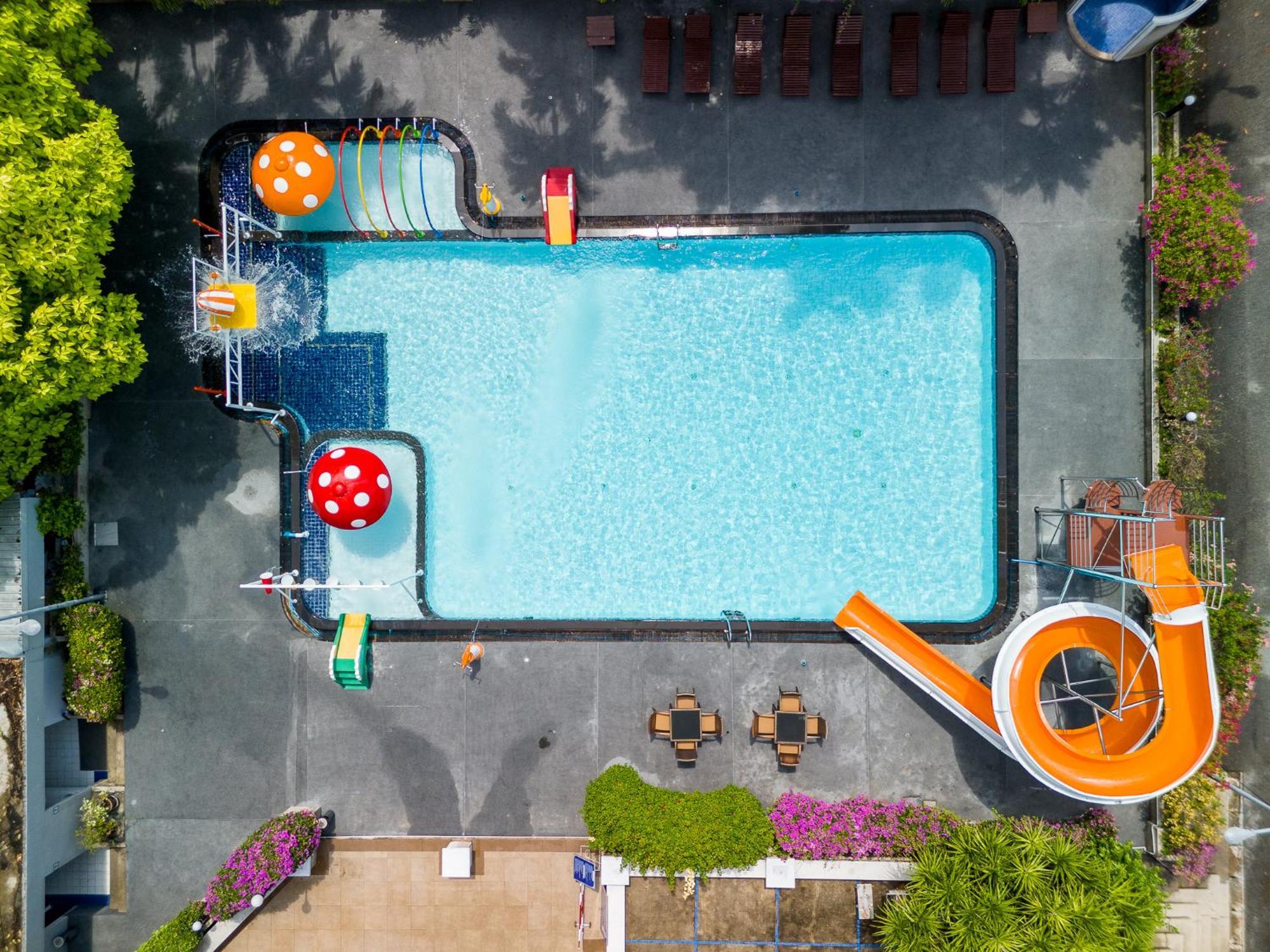 Villa Navin Beach Residence Jomtien Beach Esterno foto