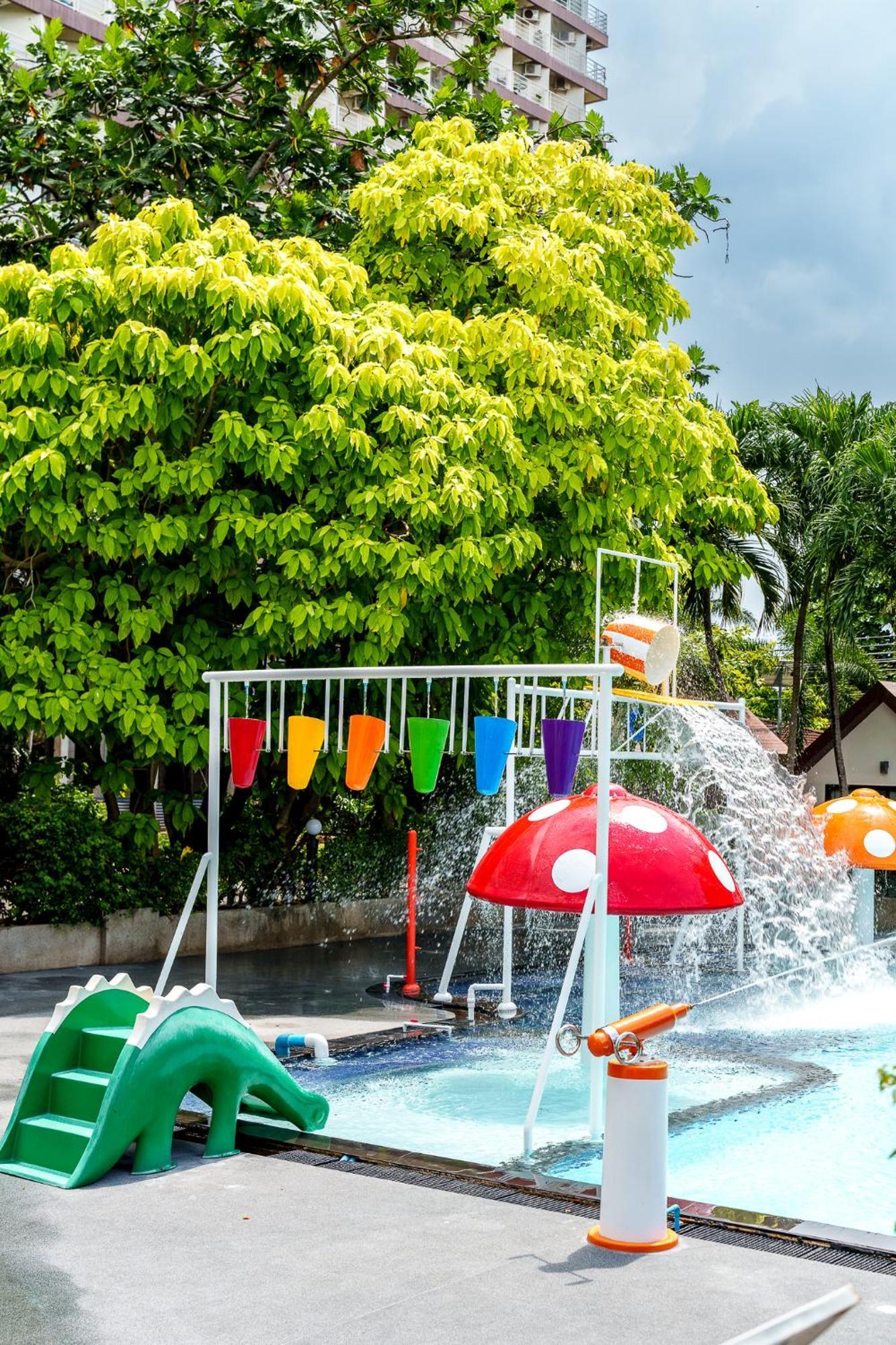 Villa Navin Beach Residence Jomtien Beach Esterno foto